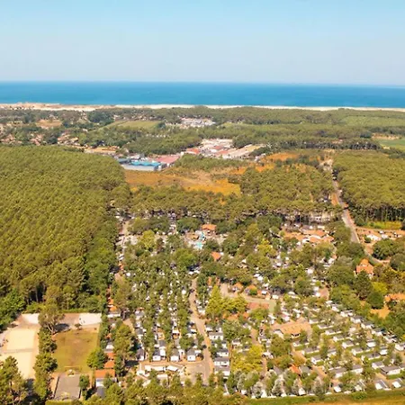 Kemp Mobil A Avec Terrasse - Api-1-52-1420 Messanges (Landes)