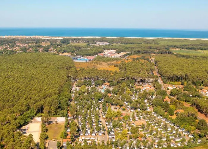 مكان تخييم Mobil A Avec Terrasse - Api-1-52-1420 ميسانج